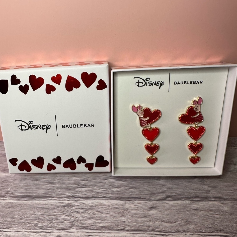 BaubleBar x Disney Piglet Valentine Heart dangle earrings  New in Box